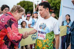 BIB: 413
                            <button type="button" onclick="openModal(22790289)" class="btn btn-primary btn-sm float-right btn-popup" data-toggle="modal" data-target=".modal-high-quality">
                        <i class="fas fa-shopping-cart"></i> Add to Cart
                    </button>
                                            <button type="button" onclick="isThisMe(22790289, true)" class="btn btn-success btn-sm float-right btn-popup btn-isme hidden" data-toggle="tooltip" data-placement="bottom" title="นี่คือรูปของคุณใช่ไหม คลิกที่นี่เพื่อเอาเข้าอัลบั้ม">
                        <i class="fas fa-plus"></i> Add to album
                    </button>
                    <button type="button" onclick="isThisMe(22790289, false)" class="btn btn-warning btn-sm float-right btn-popup btn-isnotme hidden">
                        <i class="fas fa-ban"></i> Remove from album
                    </button>